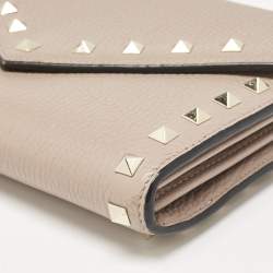 Pre Owned Valentino Beige Leather Rockstud Envelope Wallet on Chain