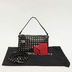 Pre Owned Valentino Black Leather Rockstud Shoulder Bag