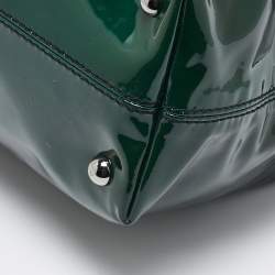 مملوكة مسبقًا Valentino Green Patent Leather Chain Tote