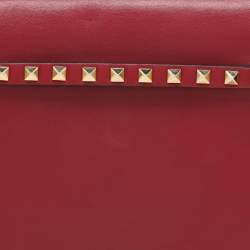 Pre Owned Valentino Burgundy Leather Rockstud Flap Wristlet Clutch