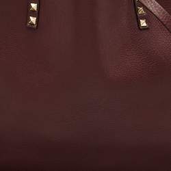 Pre Owned Valentino Burgundy/Beige Leather Rockstud Reversible Tote