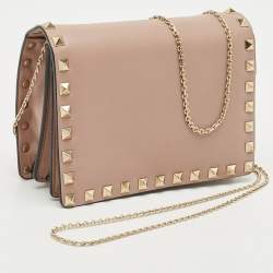 Pre Owned Valentino Beige Leather Rockstud Flap Wallet On Chain