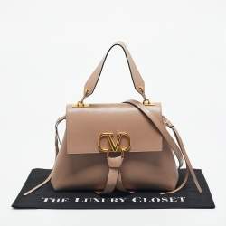 مملوكة مسبقًا Valentino Beige Leather Vring Top Handle Bag