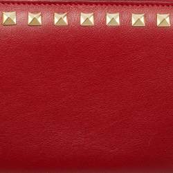 Pre Owned Valentino Red Leather Rockstud Zip Continental Wallet