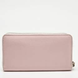 Pre Owned Valentino Light Pink Leather Rockstud Zip Continental Wallet