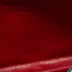 مملوكة مسبقًا حقيبة كلتش فالنتينو روكستاد جلد أبيض عاجي معصم