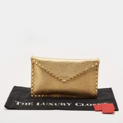 Pre Owned Valentino Gold Leather Large Rockstud Envelope Clutch