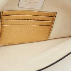 Pre Owned Valentino Gold Leather Large Rockstud Envelope Clutch