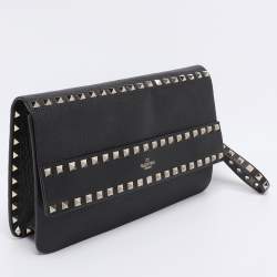 Pre Owned Valentino Black Leather Rockstud Wristlet Clutch