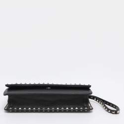 Pre Owned Valentino Black Leather Rockstud Wristlet Clutch