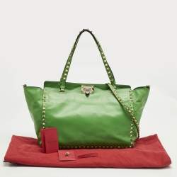 Pre Owned Valentino Green Leather Medium Rockstud Trapeze Tote