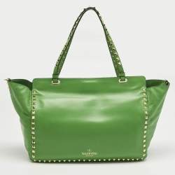 Pre Owned Valentino Green Leather Medium Rockstud Trapeze Tote