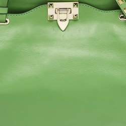 Pre Owned Valentino Green Leather Medium Rockstud Trapeze Tote