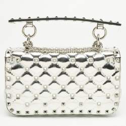 مملوكة مسبقًا حقيبة كتف فالنتينو جلد أحمر مبطن روكستد صغيرة بسلسلة