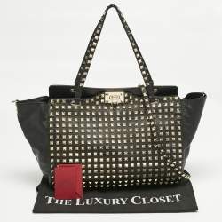 Pre Owned Valentino Black Leather Medium Rockstud Studded Trapeze Tote