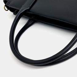 Pre Owned Valentino Black Leather One Stud Tote Bag