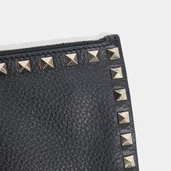 Pre Owned Valentino Black Leather Rockstud Clutch