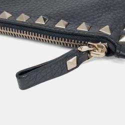 Pre Owned Valentino Black Leather Rockstud Clutch