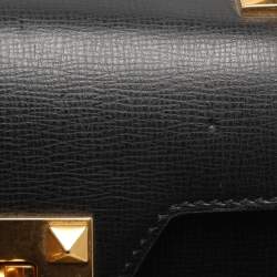 Pre Owned Valentino Black Leather Rockstud Top Handle Bag