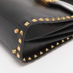 Pre Owned Valentino Black Leather Rockstud Top Handle Bag