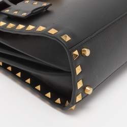 Pre Owned Valentino Black Leather Rockstud Top Handle Bag