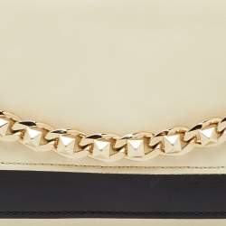 Pre Owned Valentino Cream/Black Leather Rockstud Chain Link Flap Clutch