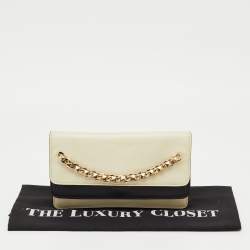Pre Owned Valentino Cream/Black Leather Rockstud Chain Link Flap Clutch