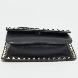 Pre Owned Valentino Black Leather Rockstud Shoulder Bag
