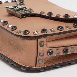 Pre Owned Valentino Nude Leather Rolling Rockstud Flap Shoulder Bag