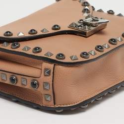 Pre Owned Valentino Nude Leather Rolling Rockstud Flap Shoulder Bag