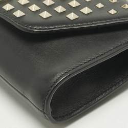 Pre Owned Valentino Black Leather Rockstud Envelope Flap Shoulder Bag