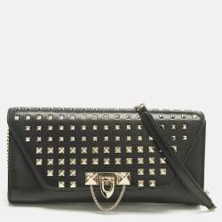 Pre Owned Valentino Black Leather Rockstud Envelope Flap Shoulder Bag