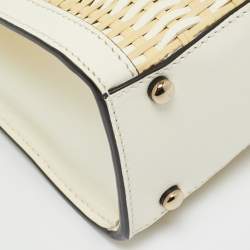 مملوكة مسبقًا حقيبة بيد علوية فالنتينو جلد أبيض/كريمي ورافيا منسوجة ڤي سيلينغ