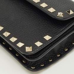 Pre Owned Valentino Black Leather Rockstud Chain Clutch