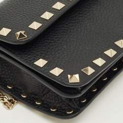 Pre Owned Valentino Black Leather Rockstud Chain Clutch
