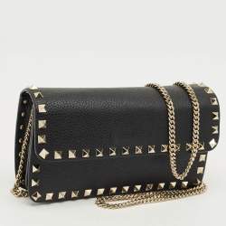 Pre Owned Valentino Black Leather Rockstud Chain Clutch