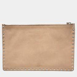 Pre Owned Valentino Beige Black Leather Rockstud Clutch