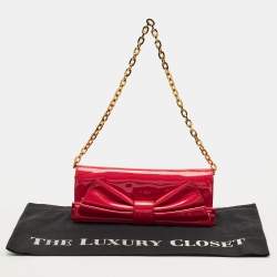 مملوكة مسبقًا Valentino Bow Pink Patent Leather Chain Clutch