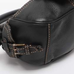 مملوكة مسبقًا Valentino Escape V Logo Black Leather Shoulder Bag