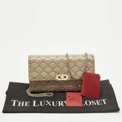 Pre Owned Valentino Rockstud Spike Beige Quilted Leather Chain Shoulder Bag