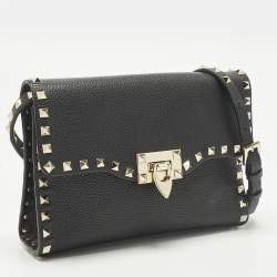 مملوكة مسبقًا Valentino Rockstud Small Black Leather Crossbody Bag
