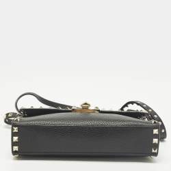 مملوكة مسبقًا Valentino Rockstud Small Black Leather Crossbody Bag