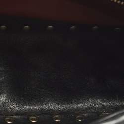 مملوكة مسبقًا Valentino Rockstud Black/Off White Leather and Snakeskin Trim Flower Crossbody Bag