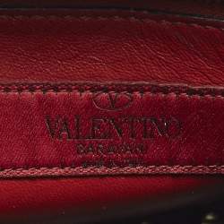 مملوكة مسبقًا Valentino Rockstud Black/Off White Leather and Snakeskin Trim Flower Crossbody Bag