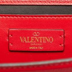 مملوكة مسبقًا Valentino VSling Red Leather Shoulder Bag