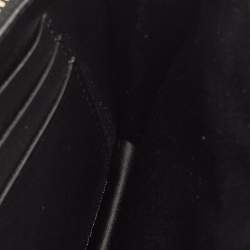 مملوكة مسبقًا حقيبة كلتش فالنتينو روكستد جلد أسود سلسلة