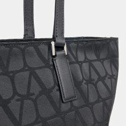 مملوكة مسبقًا حقيبة شوبير فالنتينو قماش أيقونوغراف أسود كاﻧﻔﺎس