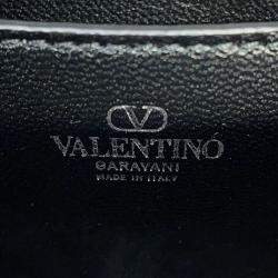 مملوكة مسبقًا حقيبة كتف فالنتينو روكستد فضية جلد لامع