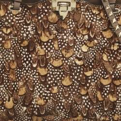 مملوكة مسبقًا حقيبة يد فالنتينو روكستد ترابيز جلد العجل ونقشة الريش البنية