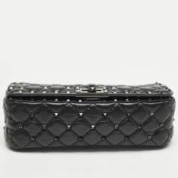 مملوكة مسبقًا حقيبة فالنتينو يد علوية جلد مبطن مسامير سوداء